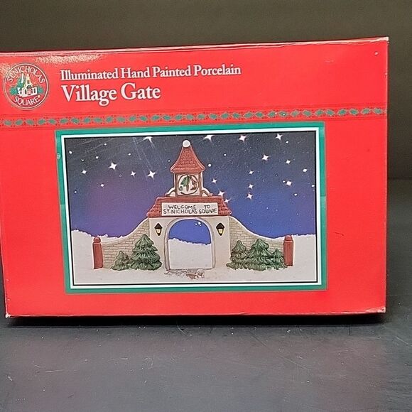VINTAGE  90's  ST.NICHOLAS SQUARE "VILLAGE GATE" ACCESSORY - Picture 6 of 7